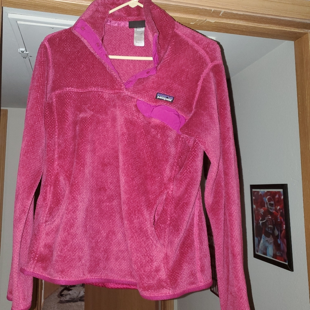 Hot Pink Patagonia Synchilla